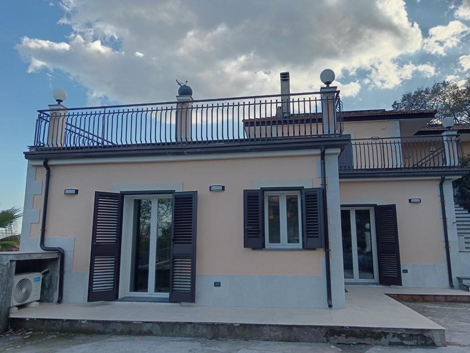 Abbentu Apartment Zafferana Etnea Exterior photo